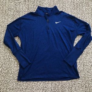 Nike women’s 1/2 zip active wear.